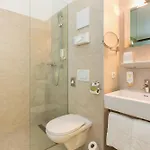 Hotel Basic 3*