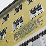 Отель Basic