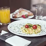 بيسك فندق
