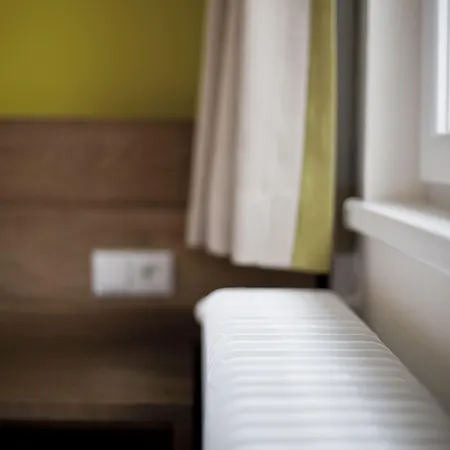 ベーシック ホテル 3*